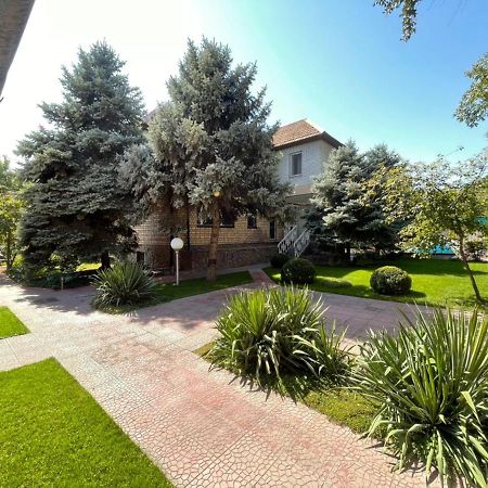 Гостевой Дом Шумкар Азия Guest House Shumkar Asia Bishkek Exteriör bild