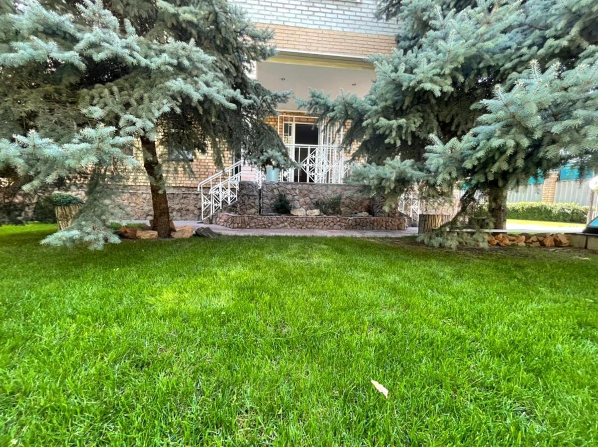 Гостевой Дом Шумкар Азия Guest House Shumkar Asia Bishkek Exteriör bild