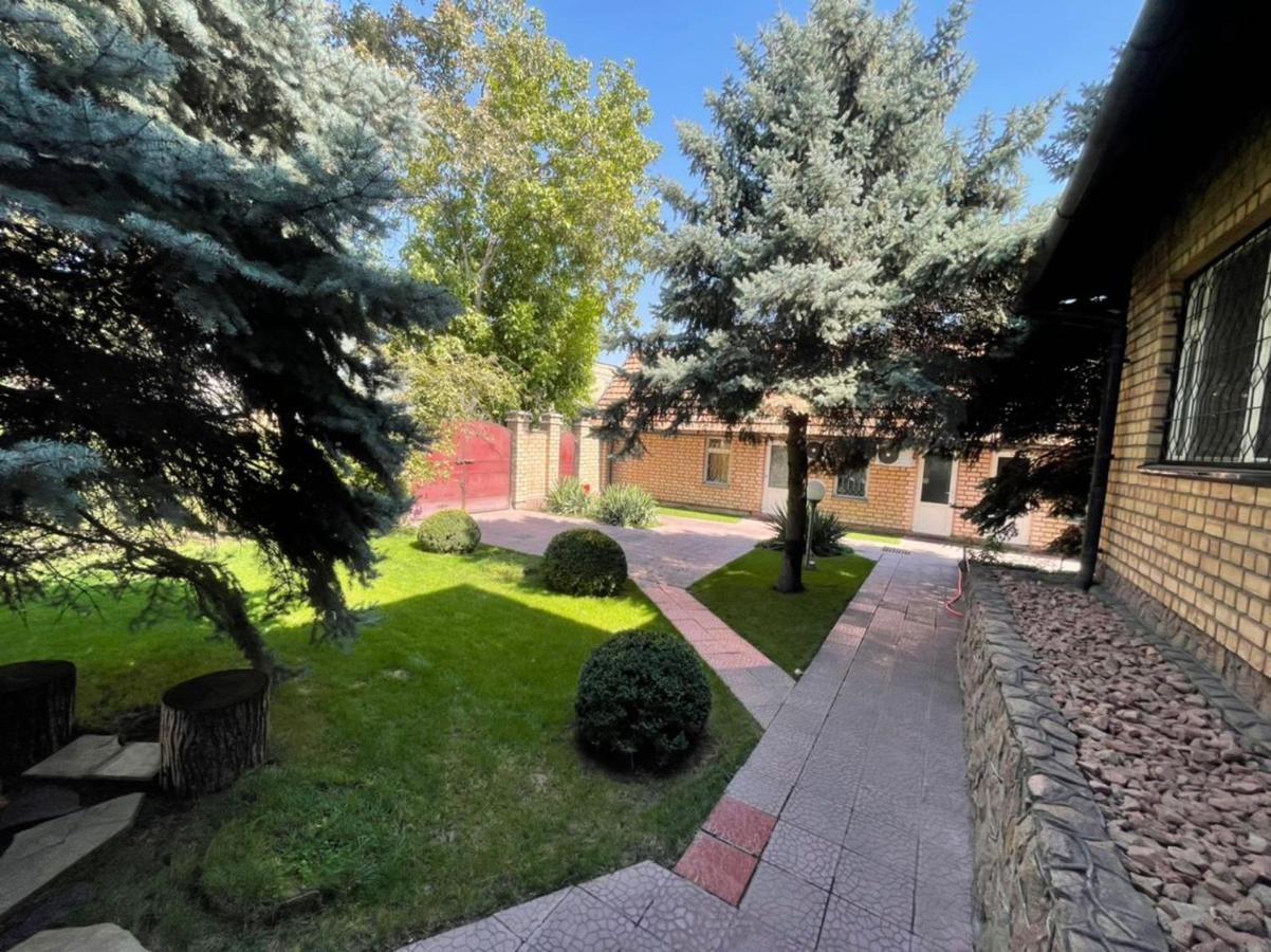 Гостевой Дом Шумкар Азия Guest House Shumkar Asia Bishkek Exteriör bild