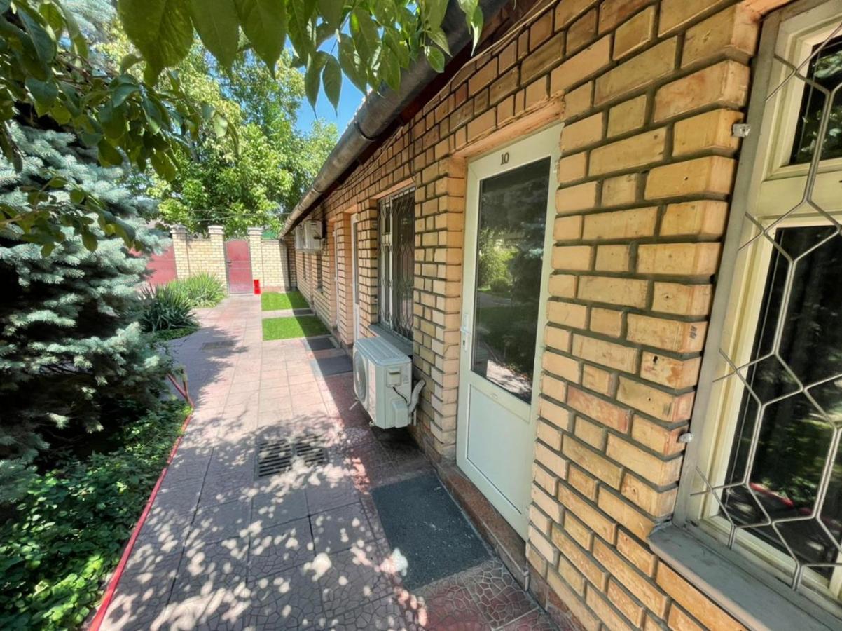Гостевой Дом Шумкар Азия Guest House Shumkar Asia Bishkek Exteriör bild