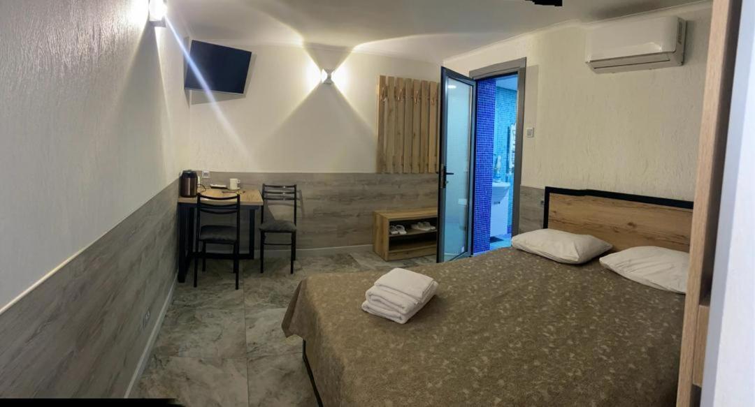 Гостевой Дом Шумкар Азия Guest House Shumkar Asia Bishkek Exteriör bild