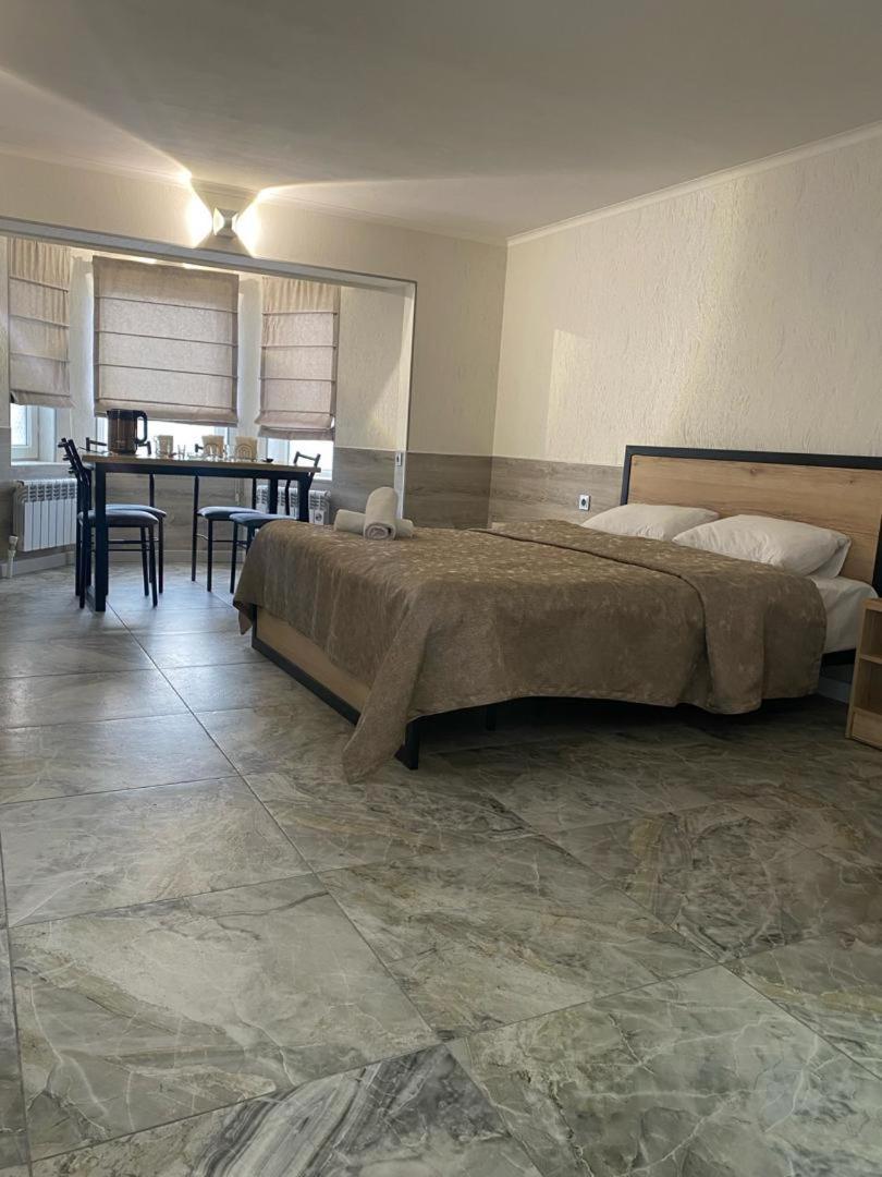 Гостевой Дом Шумкар Азия Guest House Shumkar Asia Bishkek Exteriör bild