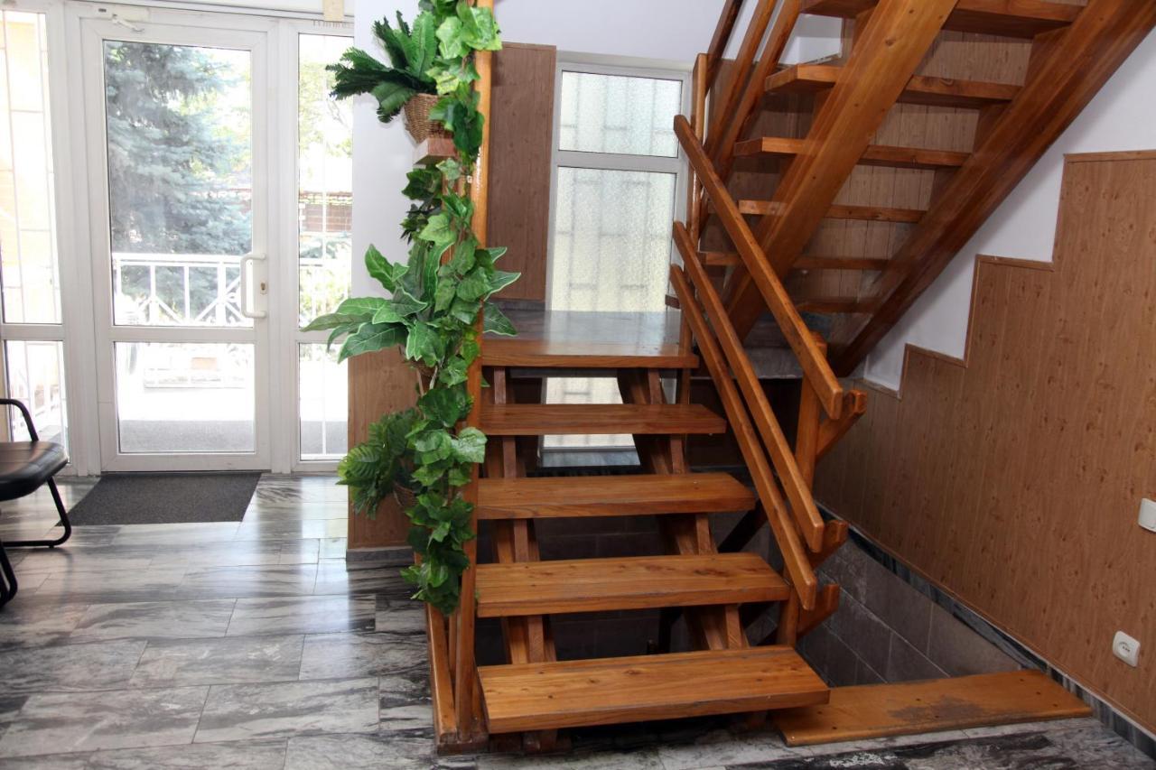 Гостевой Дом Шумкар Азия Guest House Shumkar Asia Bishkek Exteriör bild