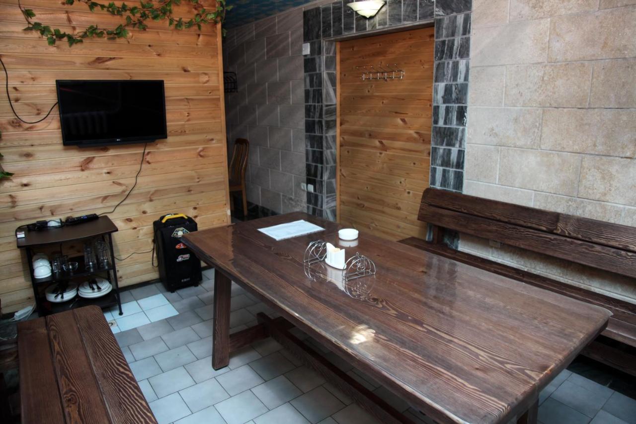 Гостевой Дом Шумкар Азия Guest House Shumkar Asia Bishkek Exteriör bild