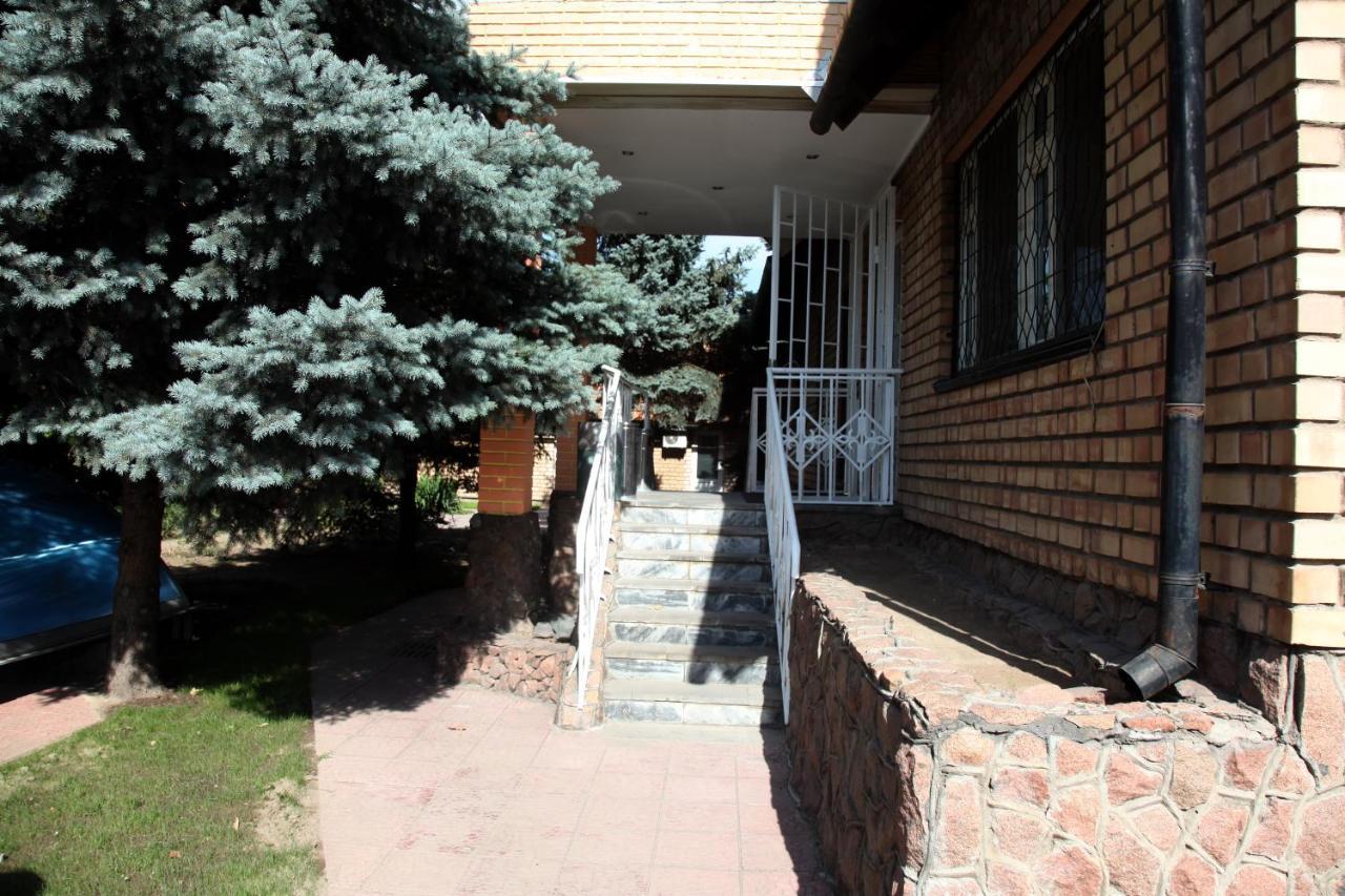 Гостевой Дом Шумкар Азия Guest House Shumkar Asia Bishkek Exteriör bild